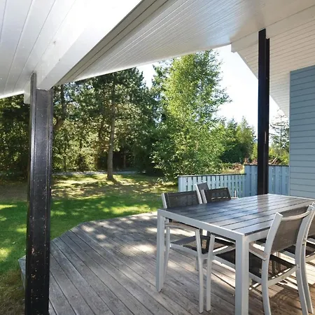 Nice Home In Vaeggerlose With Sauna *